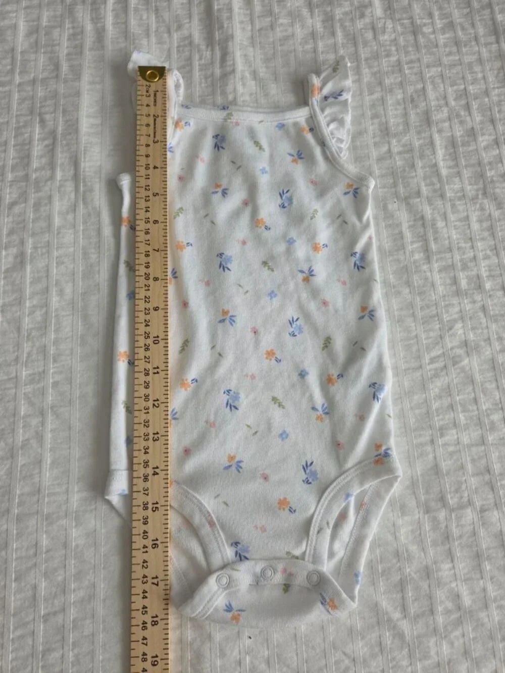 Carter's Child of Mine Baby Girl Bodysuit 24M White Floral Ruffle Sleeveless Cot
